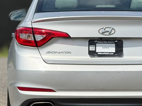 Used 2016 Hyundai Sonata Sport w/ Option Group 03 FWD image 13