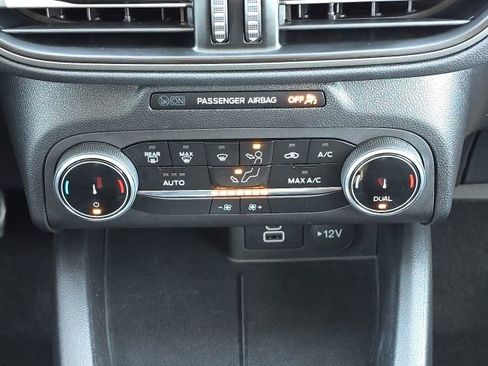 Used 2024 Ford Escape Active image 34