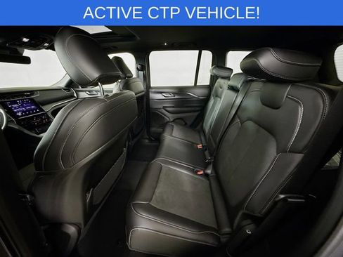 New 2025 Jeep Grand Cherokee Altitude w/ Trailer Tow Package image 24