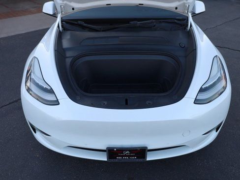 Used 2021 Tesla Model Y Long Range AWD/4WD image 42