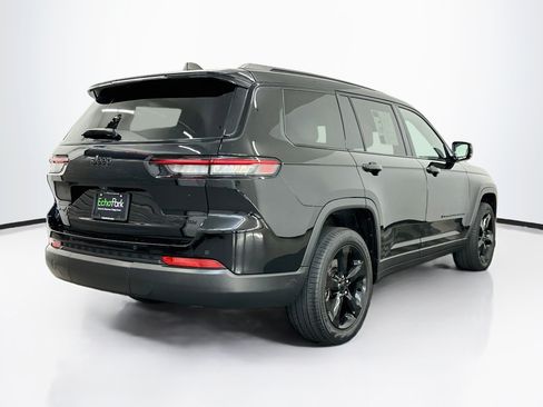 Used 2023 Jeep Grand Cherokee L Limited w/ Black Appearance Package AWD/4WD image 9
