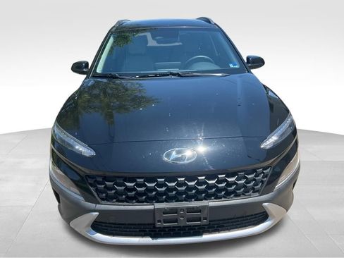 Used 2023 Hyundai Kona SEL AWD/4WD image 2