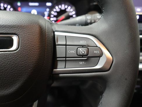 Certified 2023 Jeep Compass Latitude w/ Convenience Group AWD/4WD image 40