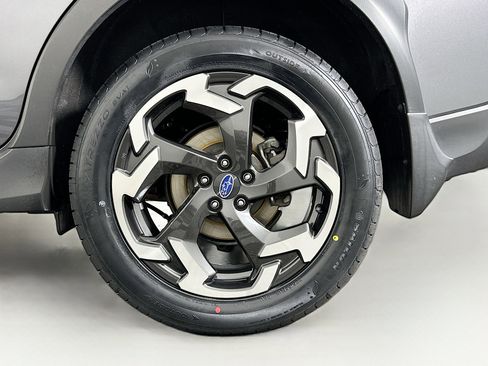 Used 2023 Subaru Crosstrek 2.5i Limited w/ Moonroof Package image 11