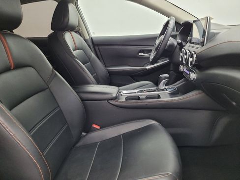 Used 2021 Nissan Sentra SR w/ SR Premium Package image 21