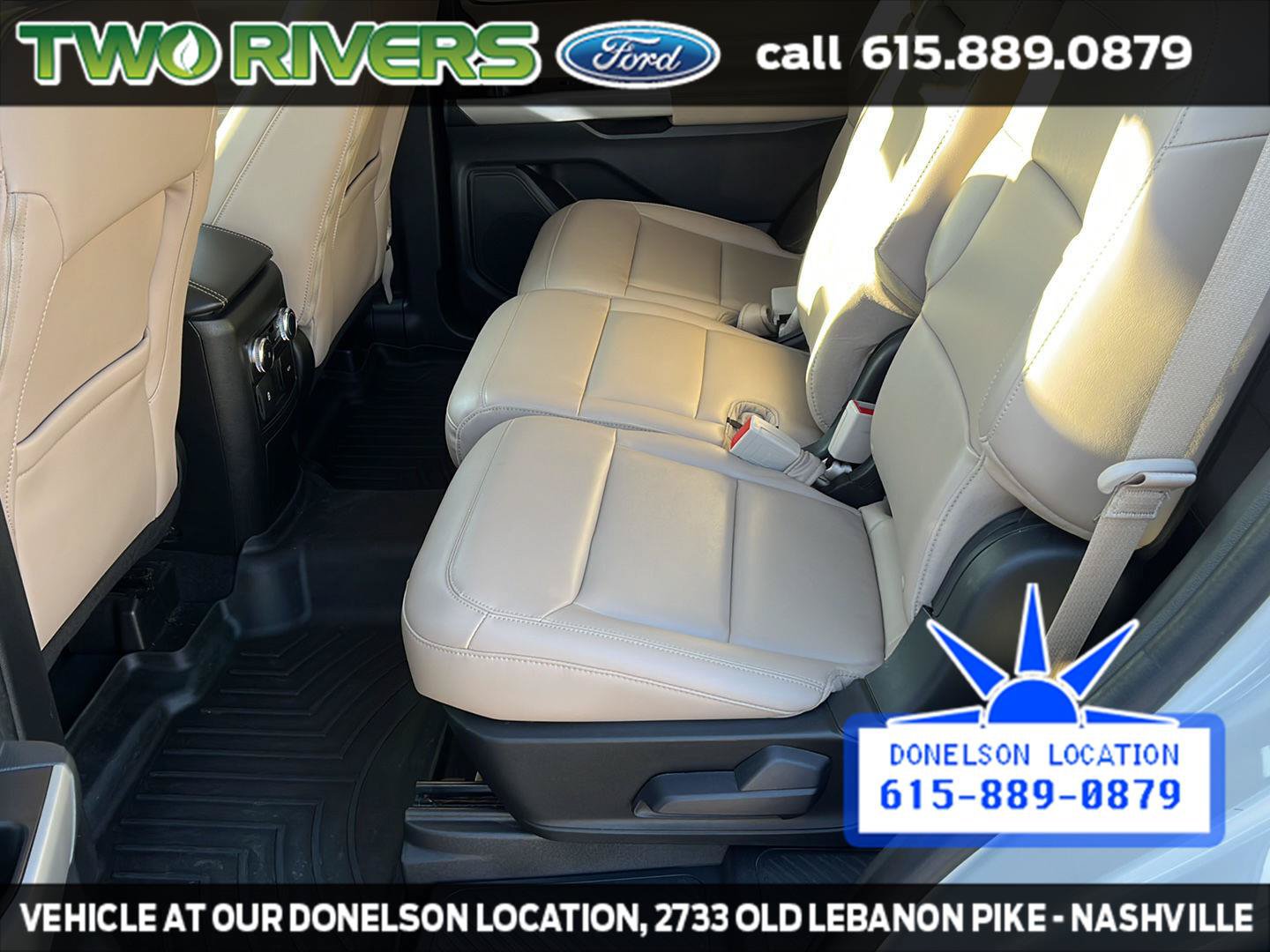 Used 2022 Ford Explorer XLT w/ Equipment Group 202A RWD image 30