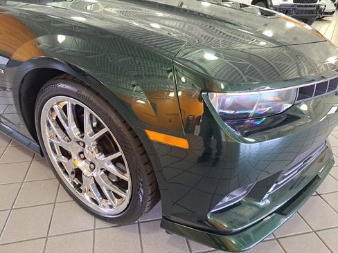 Used 2015 Chevrolet Camaro SS w/ Green Flash Special Edition RWD image 14