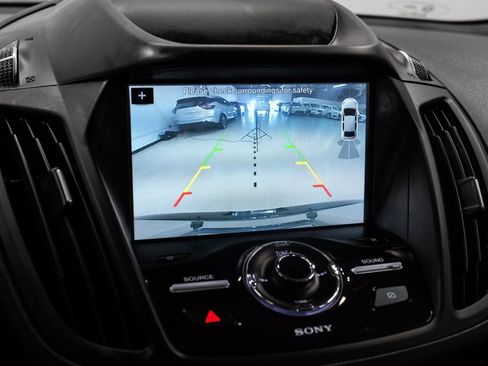 Used 2019 Ford Escape Titanium image 28