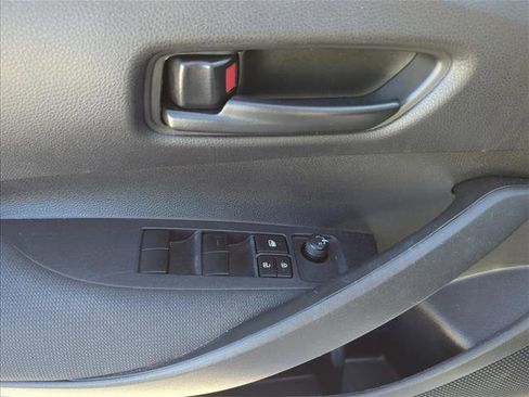 Used 2023 Toyota Corolla LE image 9