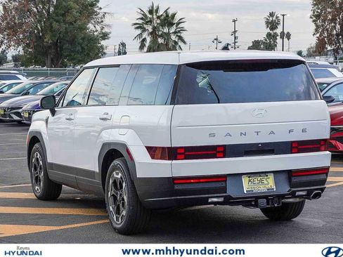 New 2026 Hyundai Santa Fe SE FWD image 6