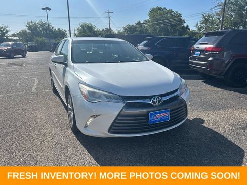 Used 2016 Toyota Camry XLE FWD image 1