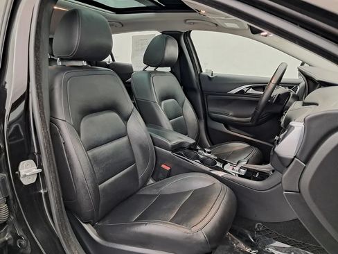Used 2018 INFINITI QX30 AWD image 22
