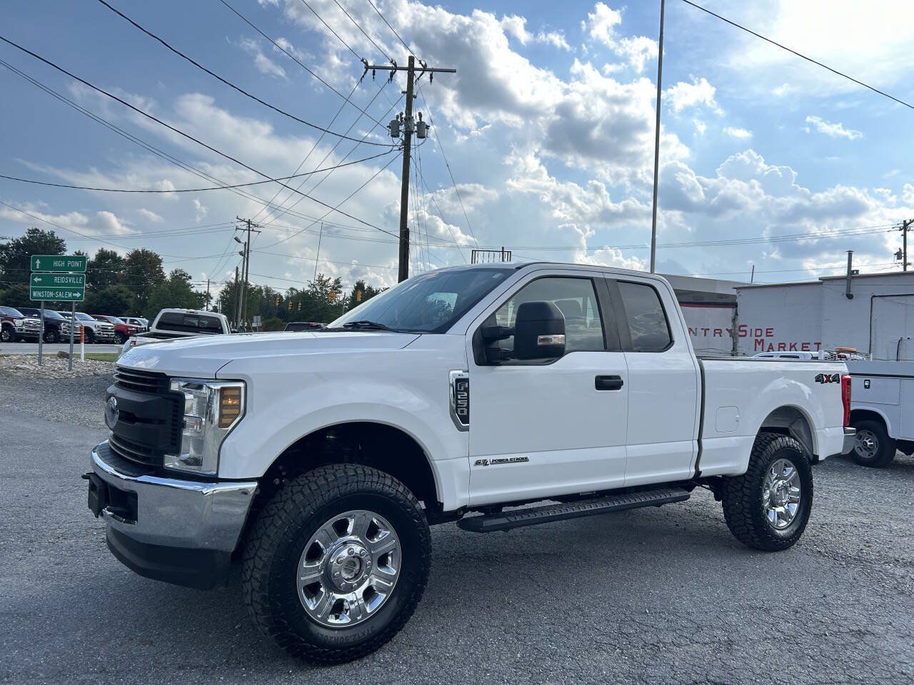 Used 2019 Ford F250 XL w/ XL Value Package AWD/4WD image 2