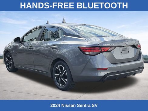 Used 2024 Nissan Sentra SV image 3