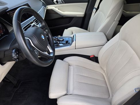 Used 2020 BMW X5 xDrive40i w/ Premium Package AWD/4WD image 9
