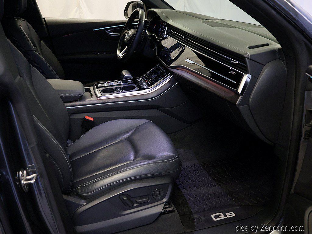 Used 2019 Audi Q8 Prestige AWD/4WD image 38