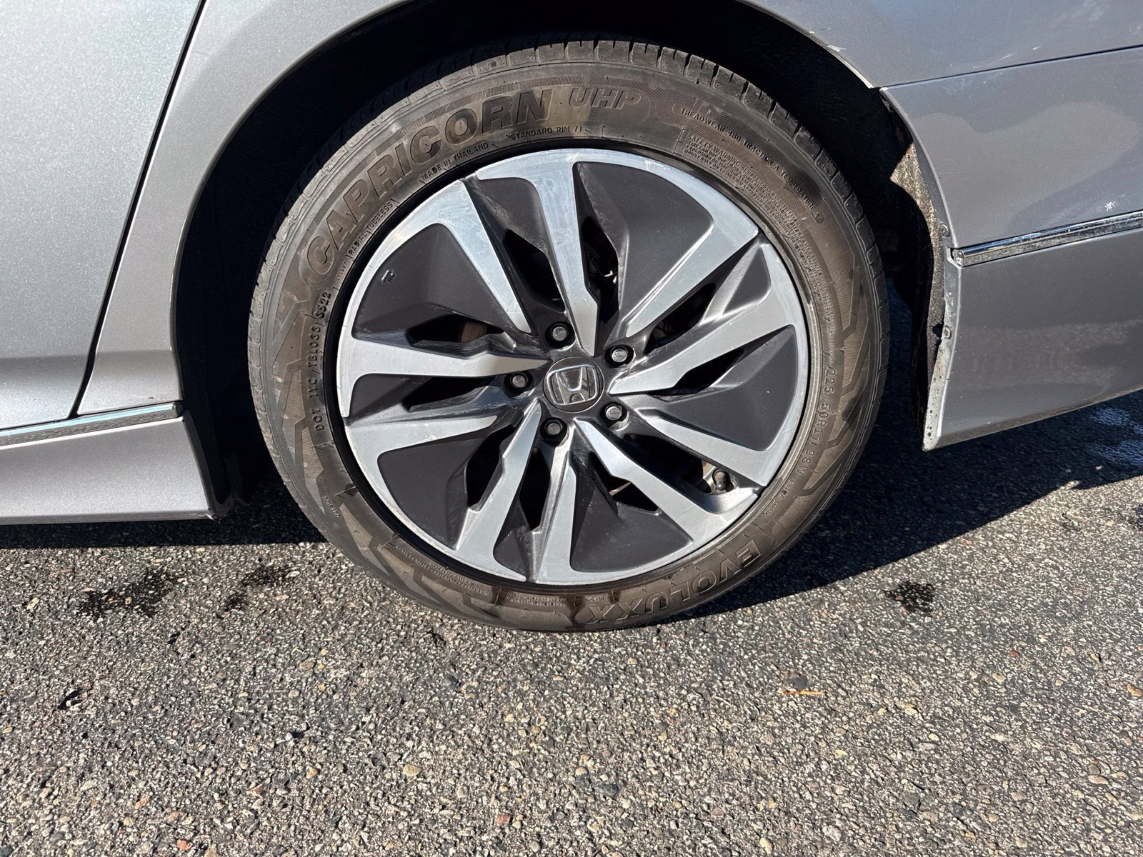 Used 2019 Honda Accord EX-L image 4