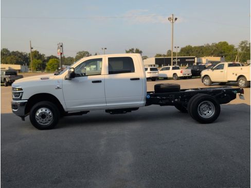 New 2026 RAM 3500 Tradesman w/ Chrome Appearance Group image 2