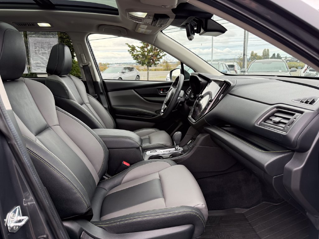 Used 2023 Subaru Ascent Onyx Edition AWD/4WD image 13