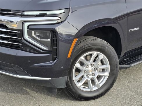 Used 2025 Chevrolet Tahoe LT image 9