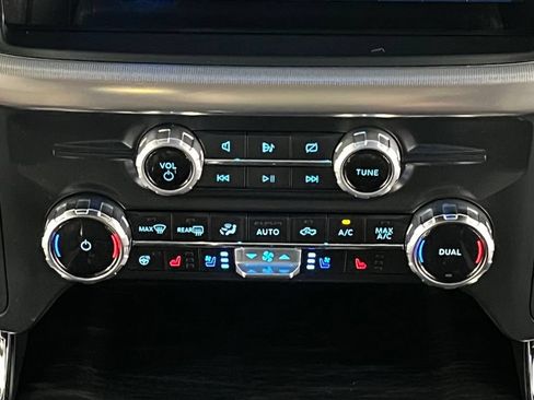Used 2024 Ford F150 Lariat w/ Bed Utility Package AWD/4WD image 23