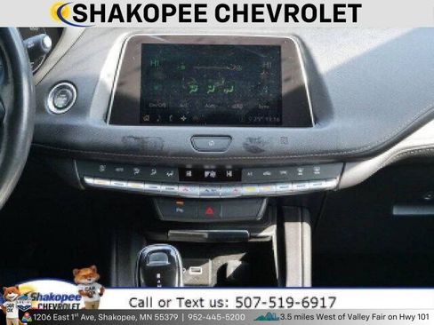 Used 2020 Cadillac XT4 Premium Luxury image 13