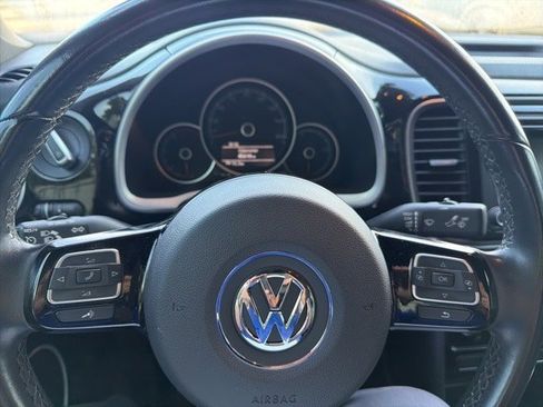 Used 2018 Volkswagen Beetle 2.0T S image 25