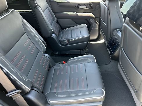 New 2026 GMC Yukon AT4 Ultimate AWD/4WD image 28