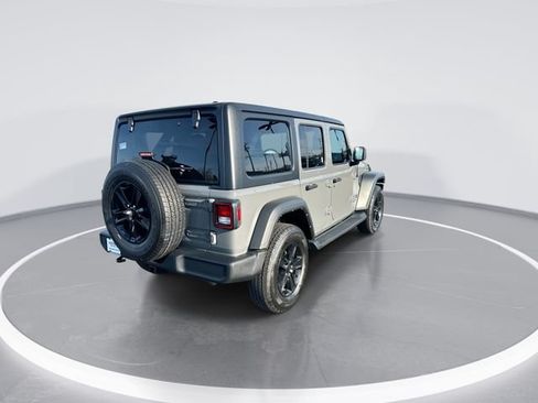 Used 2022 Jeep Wrangler Unlimited Sport AWD/4WD image 8