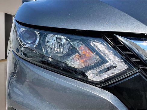 Used 2020 Nissan Rogue Sport S w/ Appearance Package FWD image 29