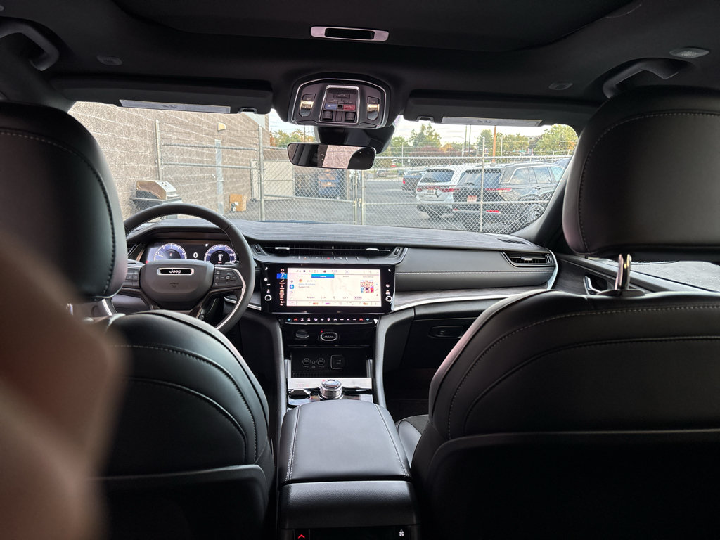 New 2027 Jeep Grand Cherokee L 4WD image 19