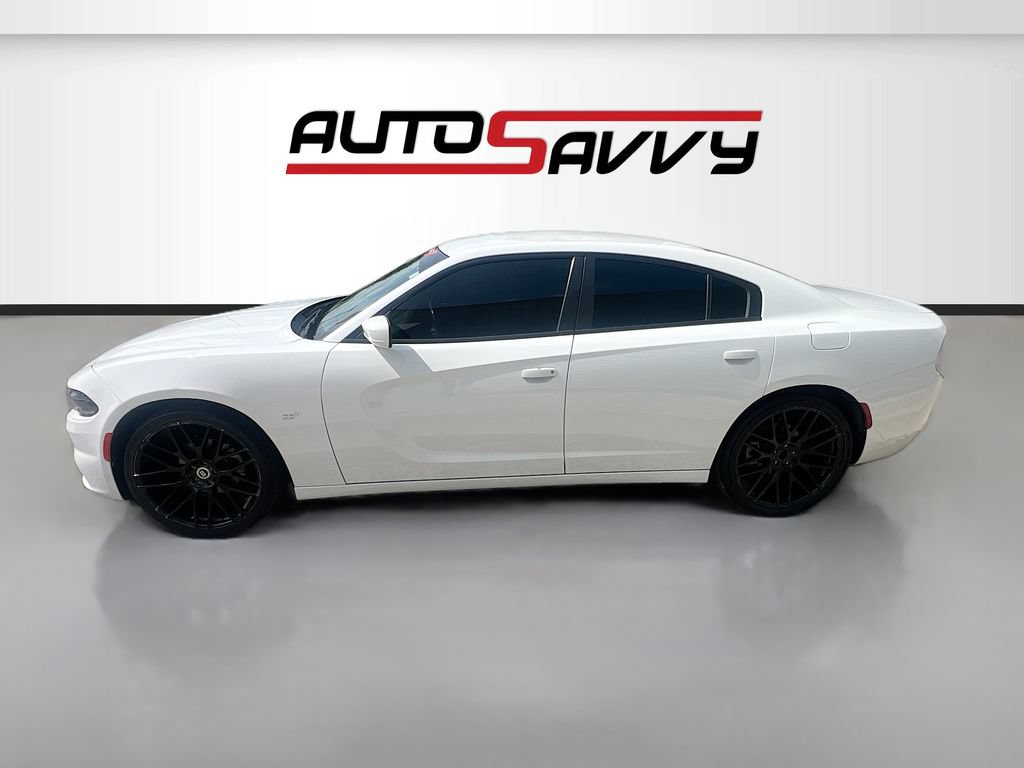 Used 2022 Dodge Charger SXT RWD image 4