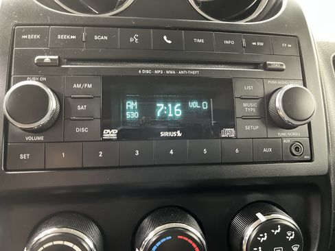 Used 2017 Jeep Patriot Sport w/ Power Value Group FWD image 13