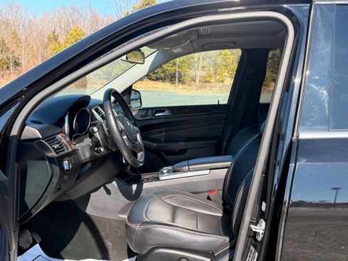Used 2014 Mercedes-Benz ML 350 4MATIC w/ Premium 1 Package image 11