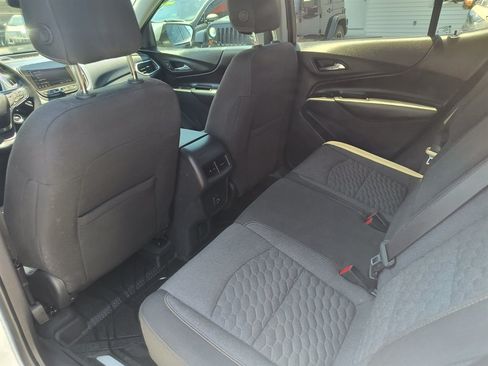 Used 2020 Chevrolet Equinox LT FWD image 30