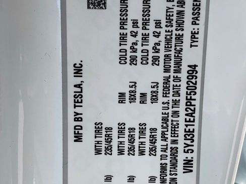 Used 2023 Tesla Model 3 Standard Range image 21