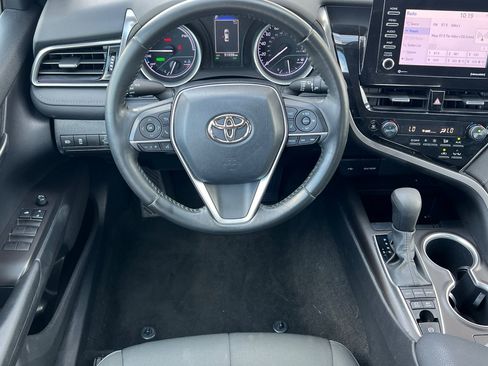 Certified 2022 Toyota Camry LE w/ Cold Weather Package FWD image 14