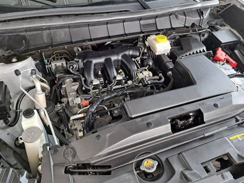 Used 2023 Nissan Pathfinder SV FWD image 33
