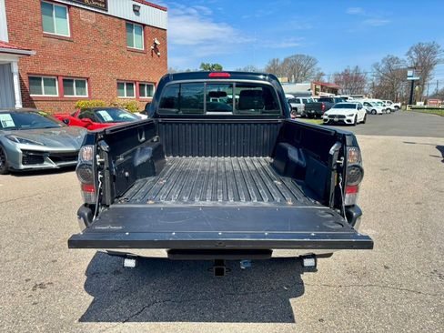 Used 2012 Toyota Tacoma 4x4 Regular Cab image 24