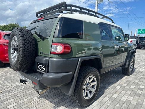 Used 2014 Toyota FJ Cruiser 4WD w/ Upgrade Package image 10