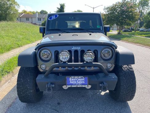 Used 2016 Jeep Wrangler Unlimited Sport w/ Quick Order Package 24S image 9