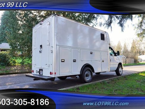 Used 2016 Ford E-350 and Econoline 350 Super Duty RWD image 9