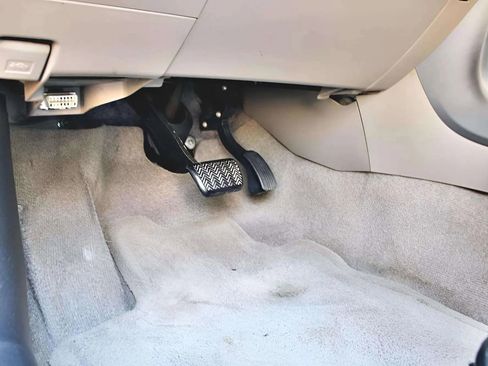 Used 2008 Toyota RAV4 Sport Utility 4D image 11