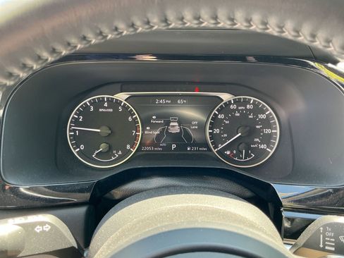 Used 2025 Nissan Pathfinder SV image 37