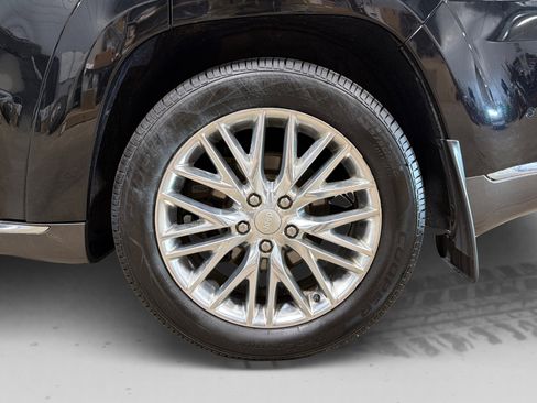 Used 2018 Jeep Grand Cherokee Summit AWD/4WD image 54