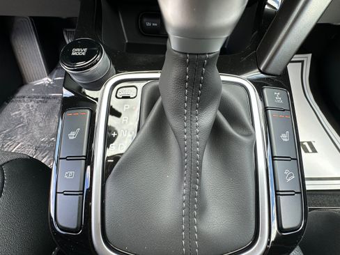 New 2026 Kia Seltos S AWD/4WD image 24