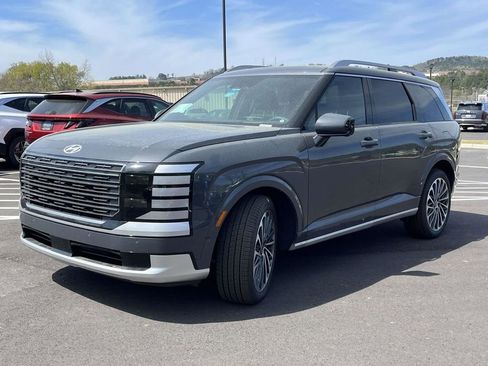 New 2026 Hyundai Palisade Calligraphy FWD image 5