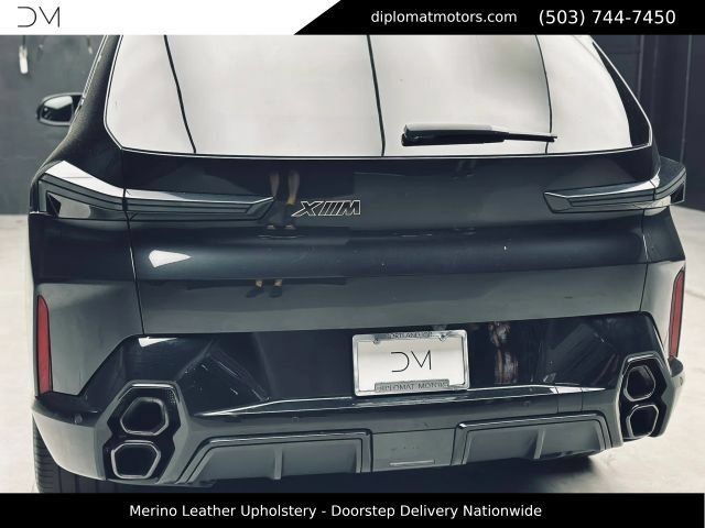 Used 2023 BMW XM AWD/4WD image 16