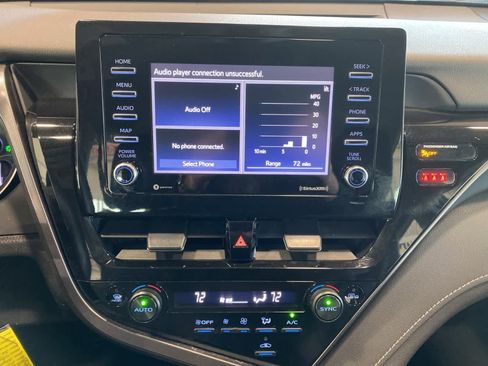 Used 2023 Toyota Camry SE image 12