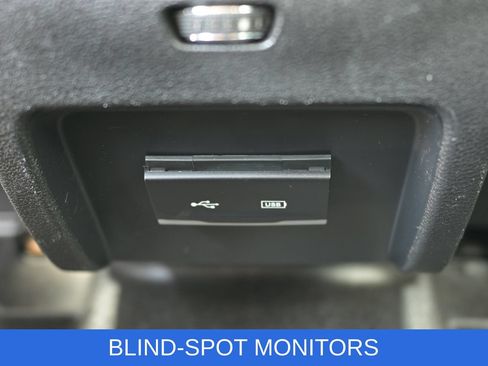 Used 2019 Jeep Cherokee Latitude Plus AWD/4WD image 20